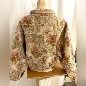 Jean style jacket size M. Melinda Zoller retro. Love this print!